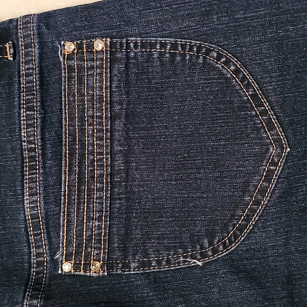 Westport Denim Capri - Picture 5 of 10